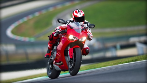 SBK-899-Panigale_2014_Amb04_R_1920x1080.mediagallery_output_image_1920x1080